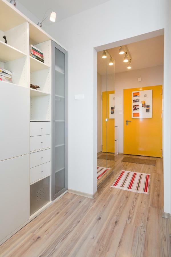 Sunny 1 Room Apartment With The View Over Cracow Krakow Ngoại thất bức ảnh